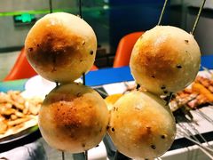 烤豆沙包-马路边上·小海鲜烧烤(八一路店)
