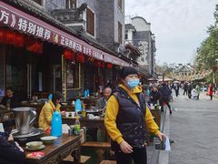 -老船夫石锅苗苗鱼·老字号(三道堰总店)