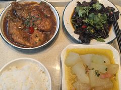 -新白鹿餐厅(银泰西湖文化广场店)