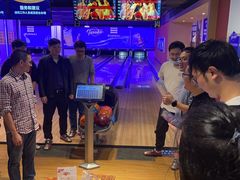 -大鲁阁X运动玩乐园·保龄球·团建·生日派对(滨江宝龙城市广场店)