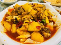 新疆大盘鸡-新疆红柳花餐厅(新洲店)