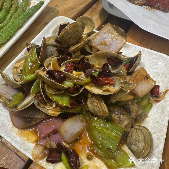 亮亮家·烧烤排档(本地人都再吃的店)