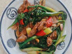 湿炒牛河-明记港式烧腊茶餐厅(下沙店)