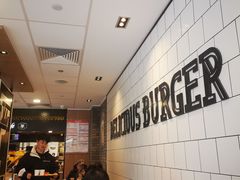 -麦当劳(保利若比邻店)