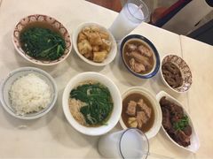 -黄亚细肉骨茶(仰光路店)