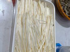-鲁员外地锅鸡地锅鱼(古墩路店)