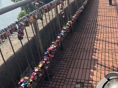 -科隆霍亨索伦桥爱情锁