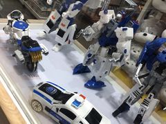 -名创优品(广东省广州琶洲保利广场店)