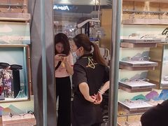 -MUJOSH木九十眼镜(月星环球港B1店)