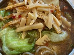 -卓雅桂林米粉