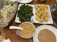 -楼外楼大刀肉传统火锅居(博学路店)