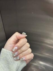 -UGIRL有个美甲