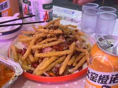 -海盗船. 龙虾烧烤. 酒馆