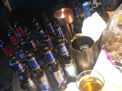 -弥庐酒吧KTV(庐山店)