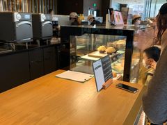 面包甜点陈列柜-星巴克(首钢店)