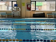 -鲸灵公元游泳中心