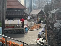 -裕龙汤泉