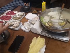 -天成·潮州牛肉脆肉鱼生蚝自助火锅