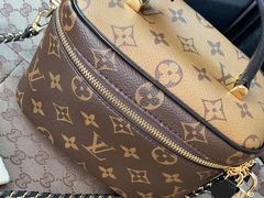 -LV路易威登(时代广场店)