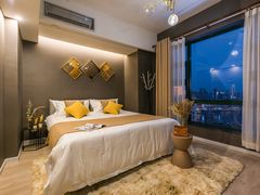 -海底捞火锅(群光广场店)