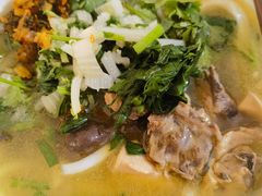 -文山荷鲜居(翠湖店)