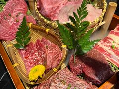 -山川小町·极番烧肉(新地假日广场店)