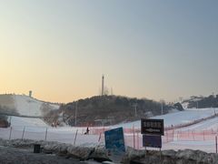 -蓟洲国际滑雪场
