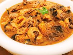 小鸡炖蘑菇-上关雪東北菜(中房金谊店)