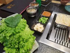 -臻牛烤肉
