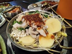 -河坝烧烤串城(金达莱店)