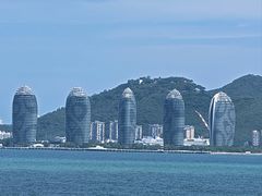 -三亚湾海居铂尔曼度假酒店