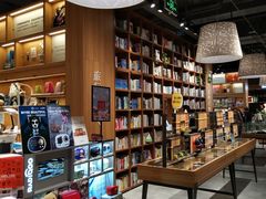 -百新书局(尚悦湾店)