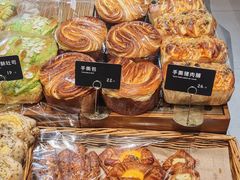 -红跑车蛋糕世界(网巾市店)