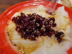 -爆炸头阿姨小四川正宗川味小吃(无任何分店)
