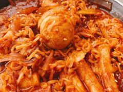 炒年糕-姜虎东白丁烤肉(恒隆广场店)