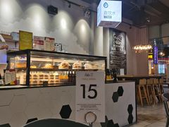 -HELLO 27 意面·沙拉·帕尼尼