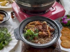 -墨脱石锅椰子鸡•海鲜糟粕醋(榆亚路店)