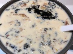 咸豆浆-弄堂咪道-饭香·面香·馄饨香(兴梅店)