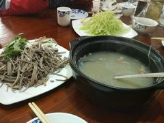 -溢心园香河肉饼总店