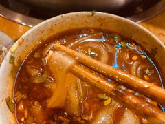 苕粉-肖肖酸萝卜鱼火锅(总店)