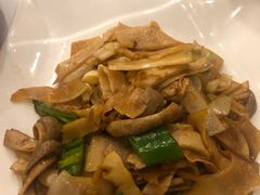 -美极鲜食坊(宝安南路店)