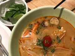 越式酸辣海鲜汤河粉-米纸越南小馆(金鹰世界店)