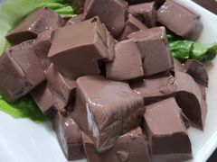 羊血一份-墨脱石锅椰子鸡•香草鸭•东山羊(大东海店)