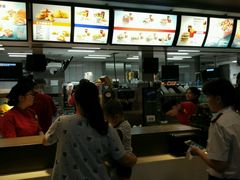 -麦当劳(世贸店)