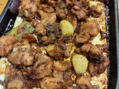 -老东镇啤酒屋海鲜加工·蒸汽海鲜·海鲜烧烤(台东店)