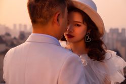 -黑马婚纱摄影