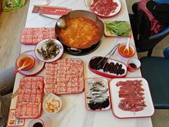 -毛辣果·贵州红酸汤牛肉火锅(西单店)