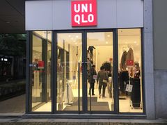 -优衣库(上海金桥国际商业广场店)