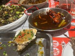 -李双猪·小龙虾·烧烤·羊肉煲(乐山店)