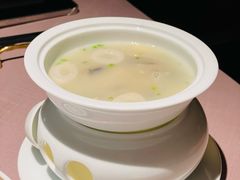 -新荣记(南京西路店)